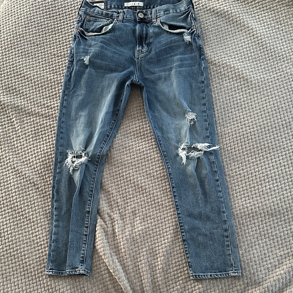 PacSun Slim Fit Taper Distressed Jeans in Blue